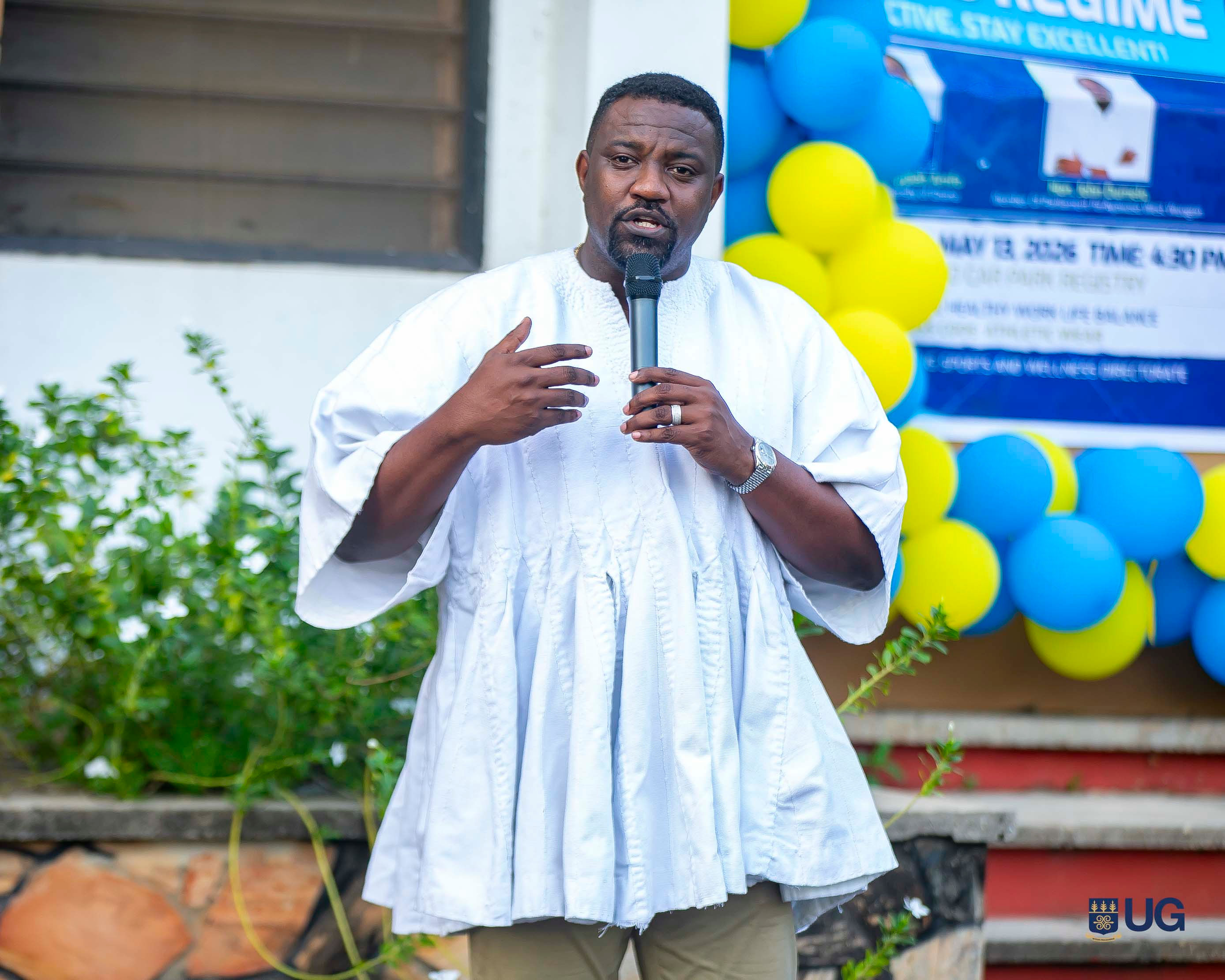 Hon. John Dumelo