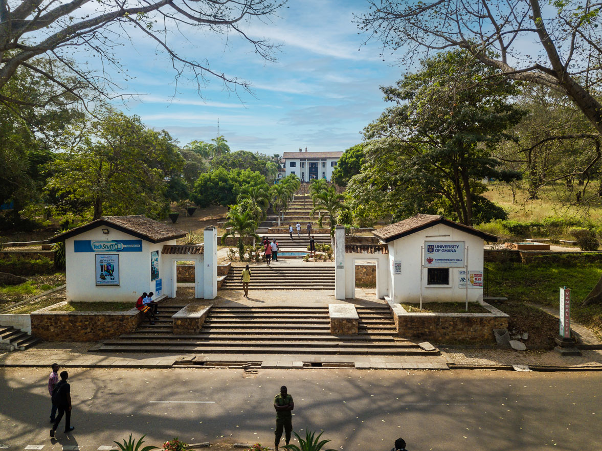 commonwealth entrance
