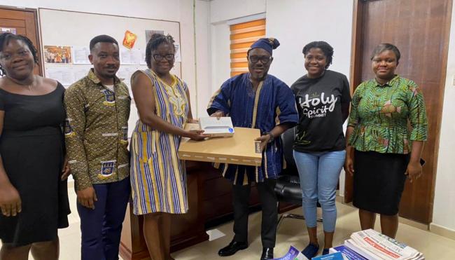 Prof Gyampo donates to AAD