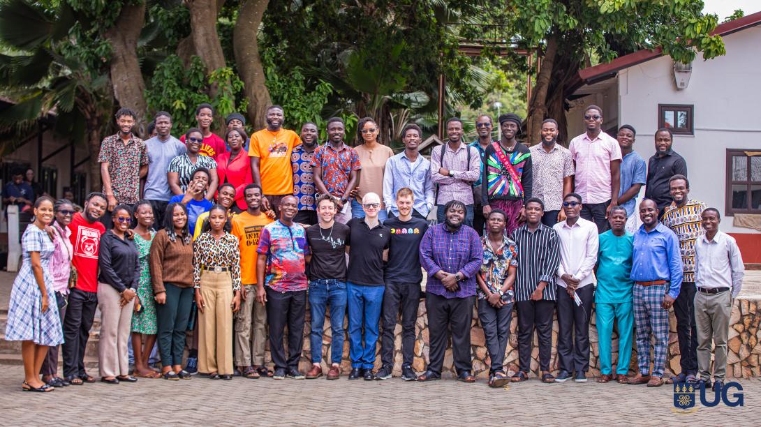 A Group picture of attendees