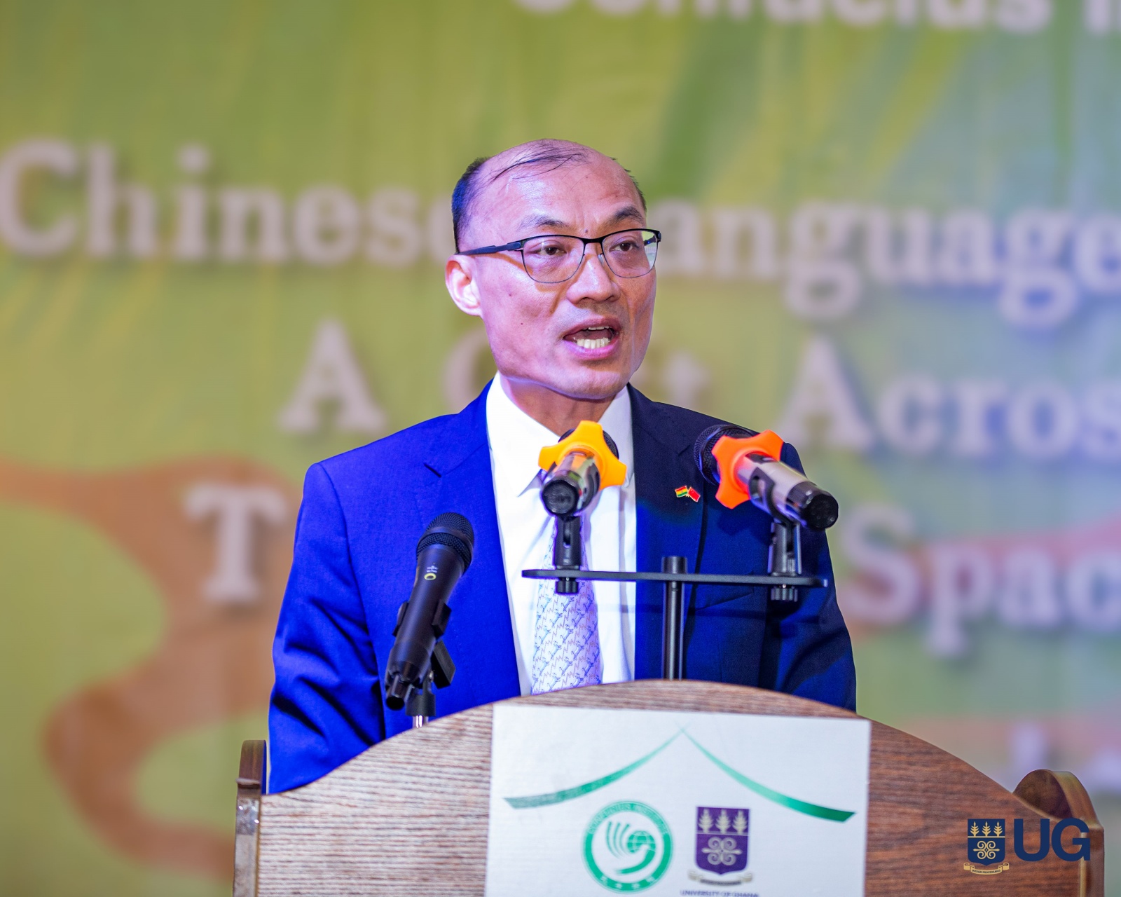Chinese Ambassador to Ghana, H.E. Tong Defa,