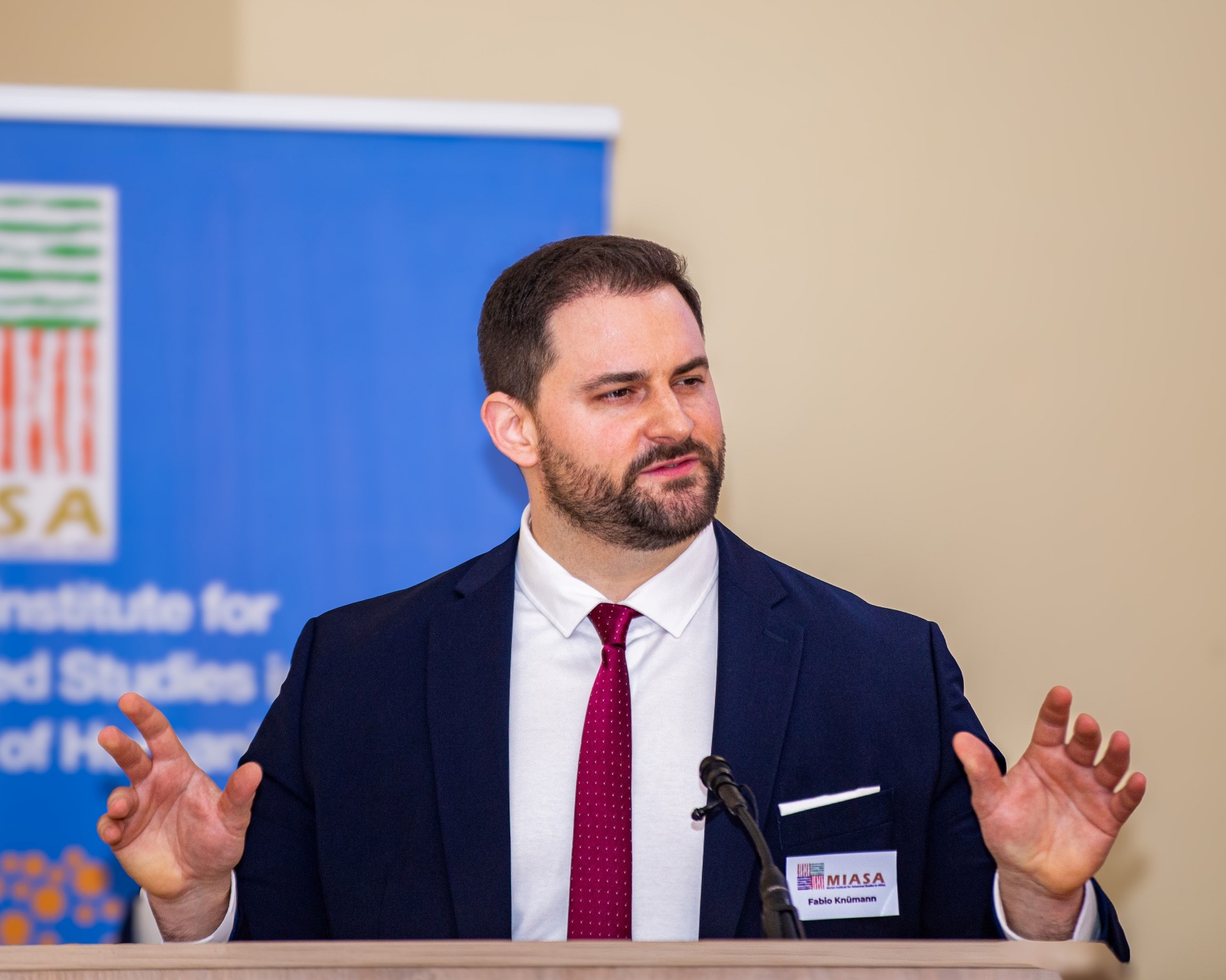 Mr. Fabio Knümann of the Deutsche Bundesbank (Germany)